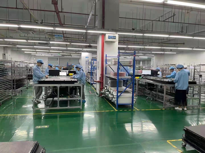 鳳凰街道精準助力，823家工貿(mào)企業(yè)復(fù)工復(fù)產(chǎn)率超六成，網(wǎng)絡(luò)技術(shù)服務(wù)成關(guān)鍵支撐